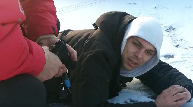 «Я вас урою»: Киевлянин поймал воров, которые угнали его автомобиль