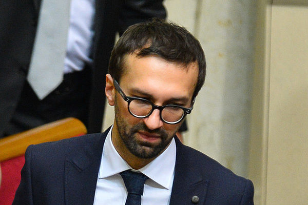 Волонтер вказав на місце Лещенка після скандалу з його "дружиною"