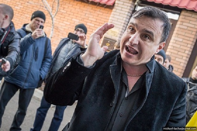 Неоднократно битый сепаратист и подельник Ефремова скрылся в логове оккупантов