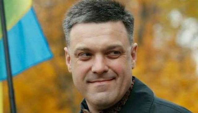 Тягнибок резко раскритиковал деятельность украинских дипломатов