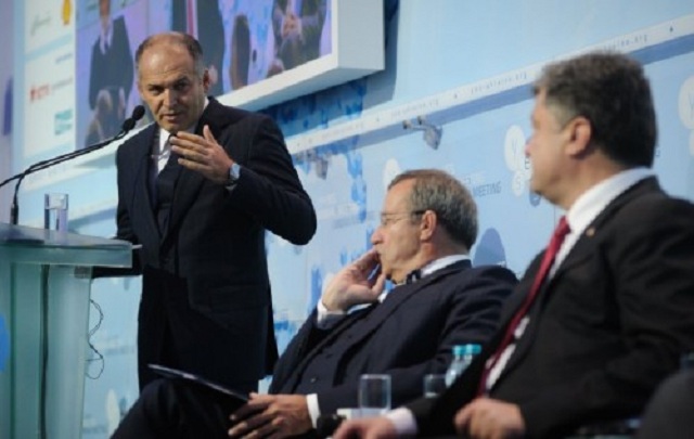 Пинчук договорится с Банковой. Им нет дела до нашей независимости - Касьянов