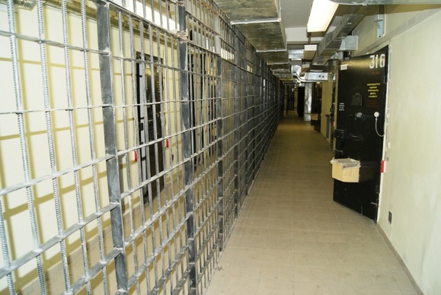 У російських СІЗО та відділках поліції за рік загинули 99 осіб