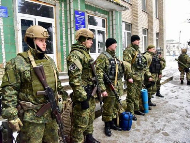 В освобожденном Новолуганском открылся пункт полиции