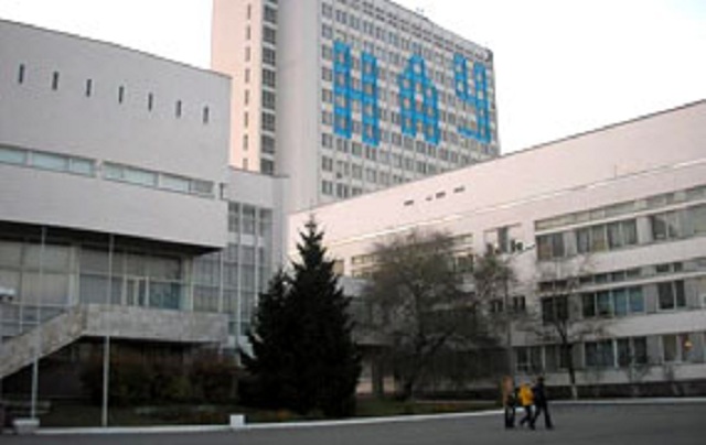 Прокуратура судиться за 2 гуртожитки НАУ