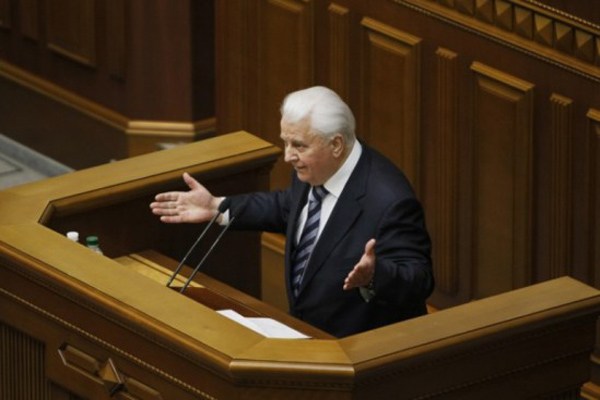 Зачем Кравчук равняется на Надежду Савченко