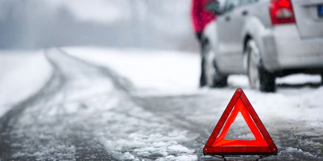 Автомобиль медицинской службы Нацполиции попал в ДТП в Мариуполе