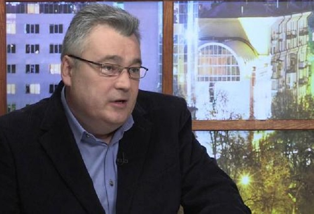 На Новий рік в окупованому Луганську розклеїли проукраїнські листівки, - активіст