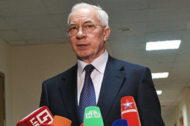 "Правительство" Азарова: в России увидели "интересную многоходовочку" для Кремля