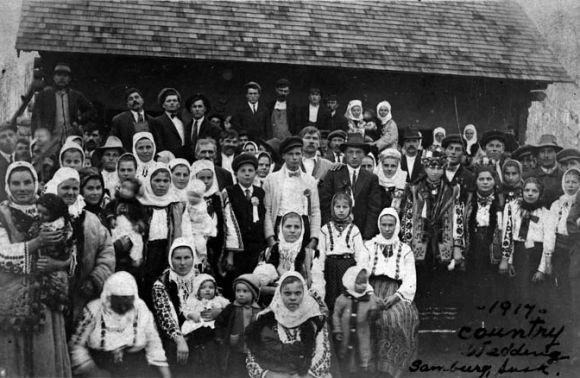 Канадці надали доступ до інформації про 14 793 українських іммігрантів