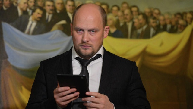 Депутат требует, чтобы Авакову запретили раздавать наградное оружие