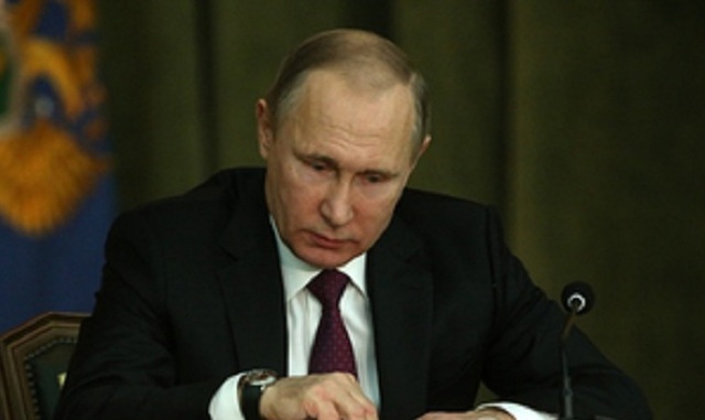 Фото Путина с бандитами и убийцами вызвало ажиотаж в соцсети