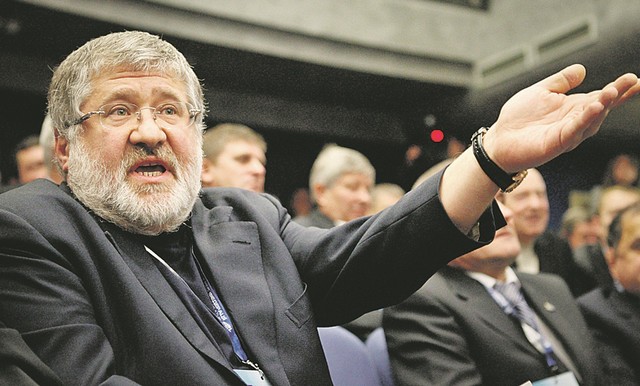 Окупанти розпродають майно Коломойського в Криму