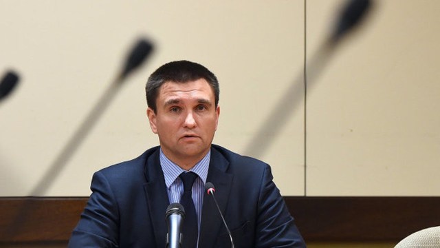 Украине дорого обошлись поездки Климкина