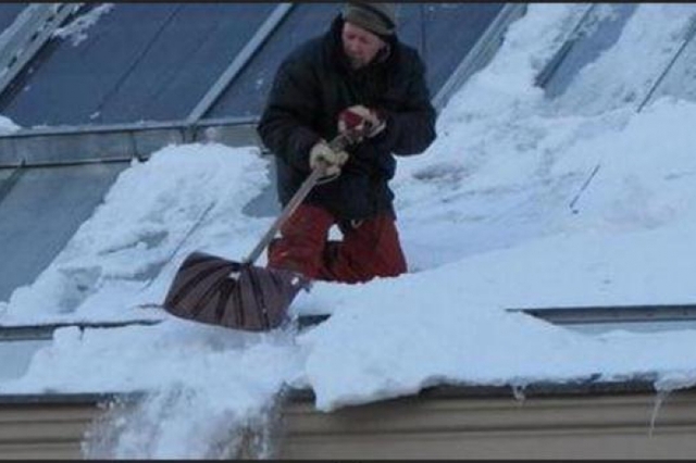 У Харкові завалився дах будинку під час тренування спортсменів