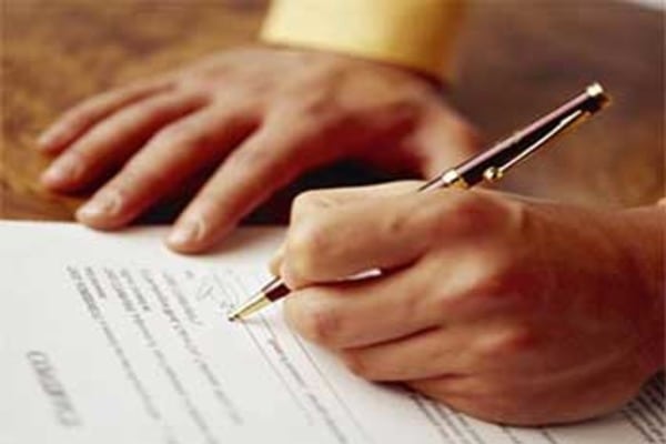 Госслужбе труда вернули право на внеплановые проверки