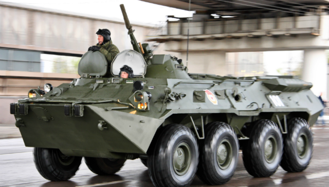 Сепаратистские СМИ «засветили» российский БТР в Донецке