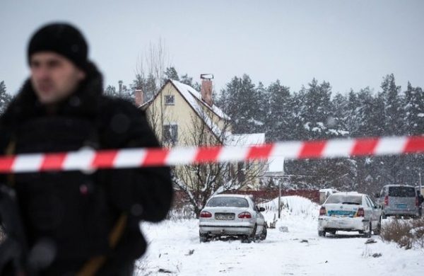 Стало известно, кто из правоохранителей повторно ограбил дом после перестрелки в Княжичах