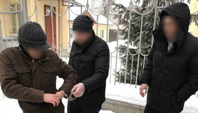 На Закарпатье разоблачили «крышующих» наркобизнес полицейских