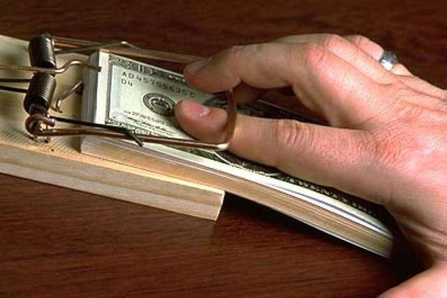 Ужгородского депутата и главу земельного комитета арестовали за взятку