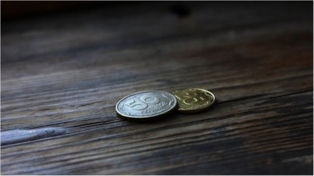 Зачем государство оплачивает жилье депутатам-миллионерам