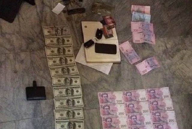 Старших офицеров киберполиции разоблачили в вымогании взятки в $ 1000