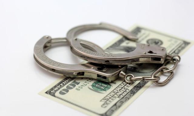 В КГГА поймали взяточницу