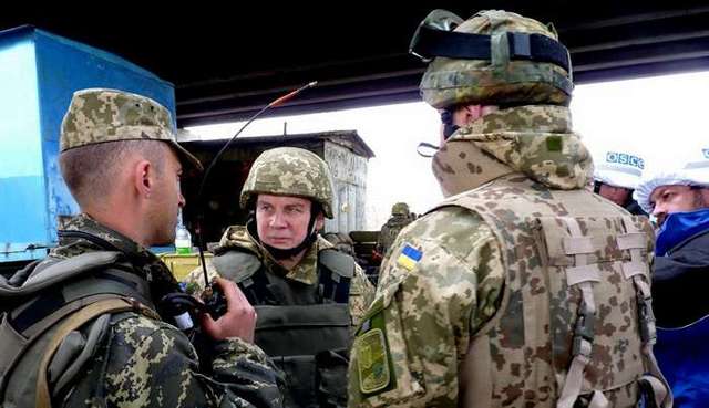 Боевики коварно напали на украинских офицеров СЦКК