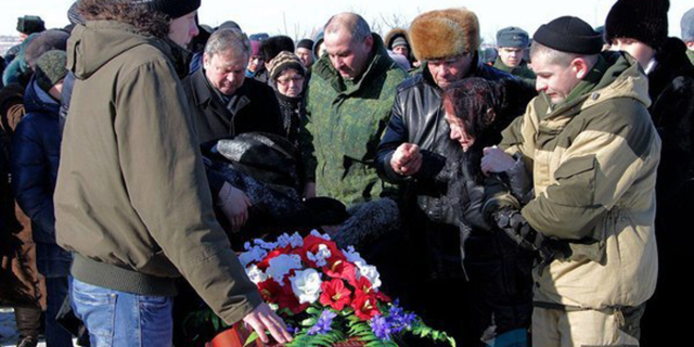 Похороны «руководителя народной милиции ЛНР» Анащенко - фотоальбом