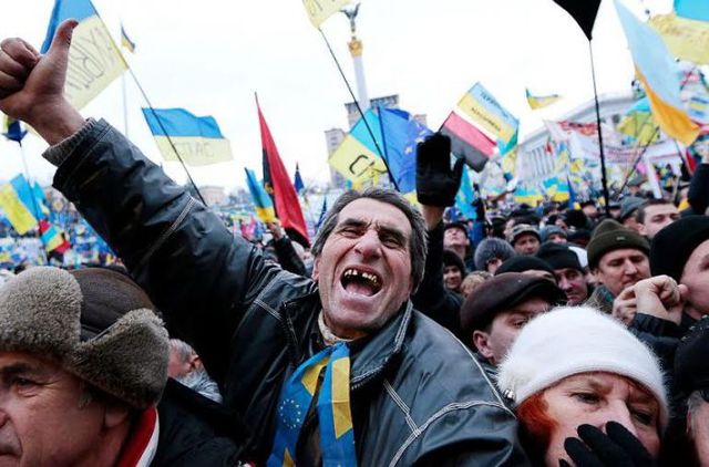 Волонтеры совершили военный переворот с благословения церкви