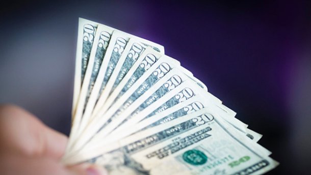 Яка доля чекає на долар та гривню наступного тижня