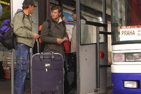 За границей работают 5 миллионов украинцев