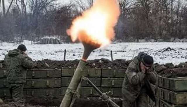 На Донбассе боевики ужесточили огонь по позициям ВСУ и жилым районам - ИС