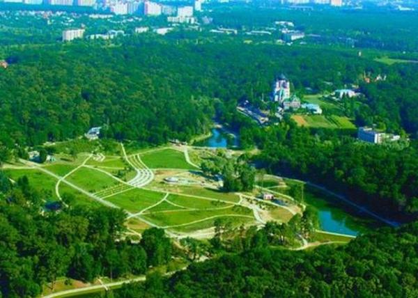 Будівельний терор на Феофанії