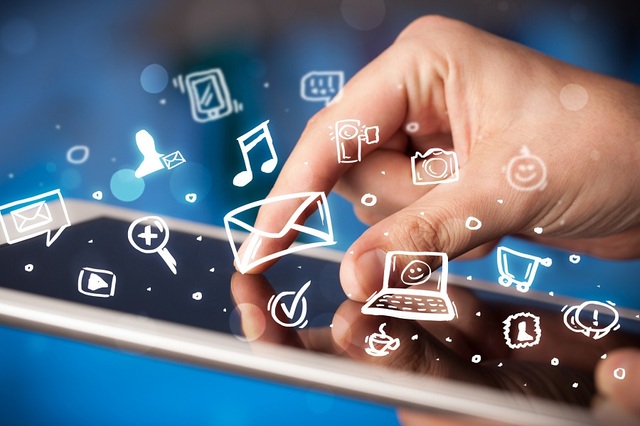 Порошенко поддержал идею блокировки "ВКонтакте" и "Одноклассников"