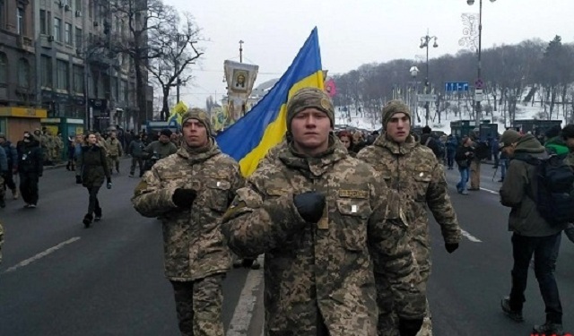 В Києві проходить пам’ятна хода до третьої річниці Революції Гідності