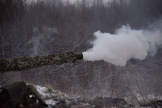 Колонна танков в Донецке: генштаб сделал заявление