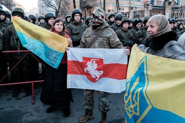 Поліція звільнила затриманих під час сутичок у Києві — депутат