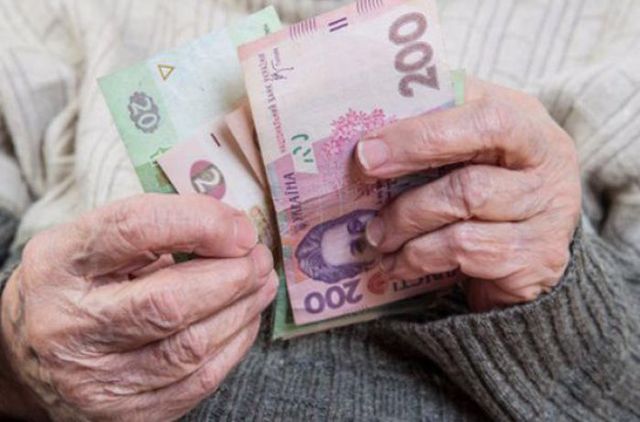 Украинцев заставляют возвращать субсидии через суд