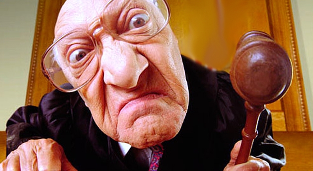 На Одещині суддя незаконно передав у власність будинок померлого