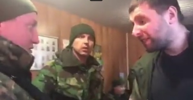 Нардеп Парасюк жорстко поставив на місце донецьких ментів