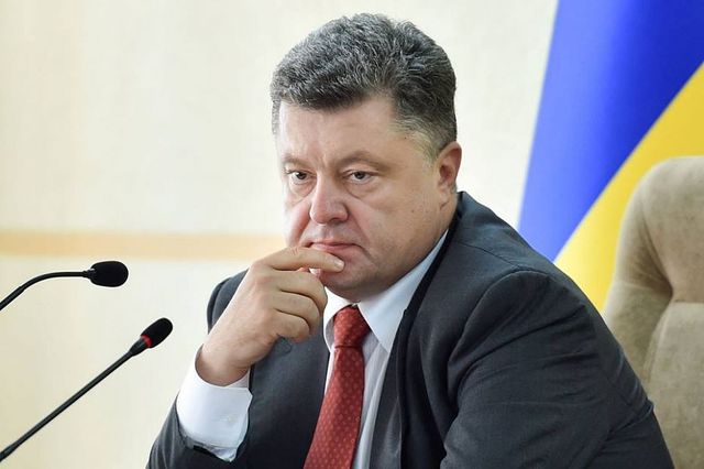 США и ЕС хотят скорейшего устранения Порошенко