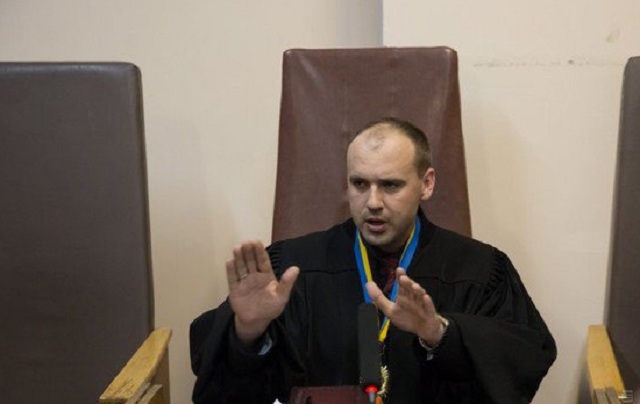 Чертополох года: Движение «Честно» собрало информацию на судью, слушающего дело Насирова