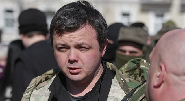 Семенченко поздравил Порошенко с 8 марта плохими новостями