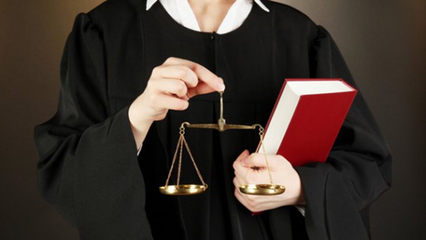 Суммы впечатляют: опубликованы зарплаты членов Высшей квалификационной комиссии судей