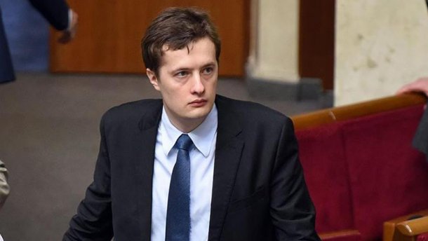 Ексклюзивні авто та мільйони готівки: як син президента України живе на широку ногу