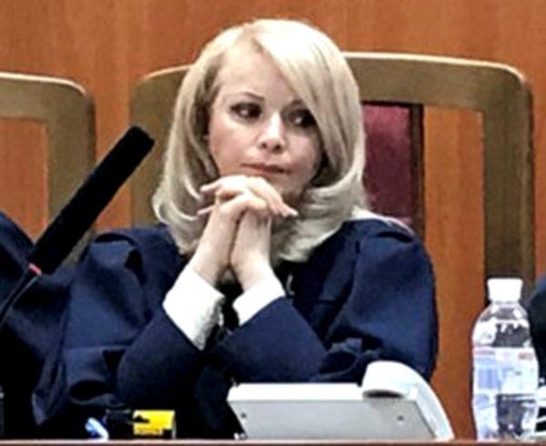 Досудилась. Судья Высшего админсуда Украины Нинель Маринчак
