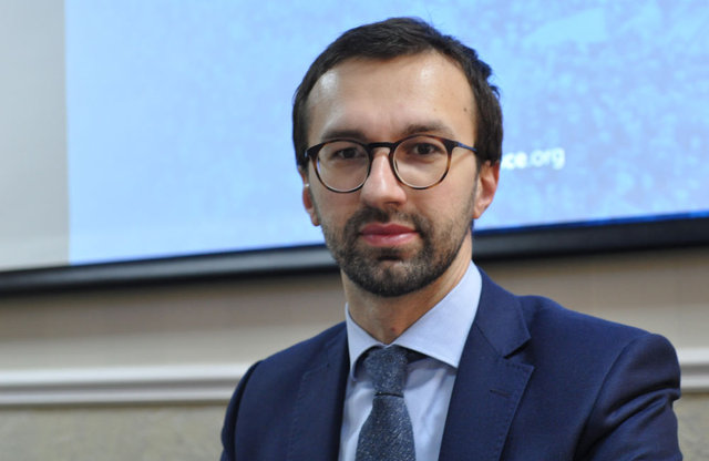 Сергей Лещенко: Президент Порошенко провоцирует взрыв в Украине