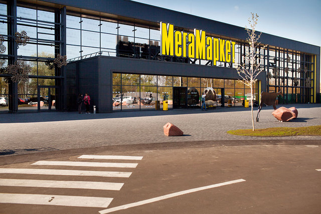 В супермаркете Киева произошел скандал с избиением подростка