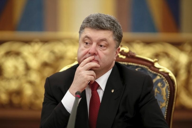 Порошенко повторює помилки Януковича