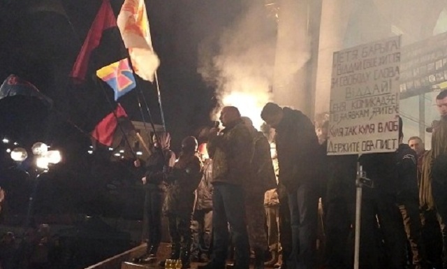 Коханівський закликав громити російські банки та магазини Roshen